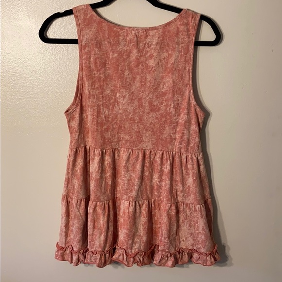 Flowy Tank - Picture 2 of 2